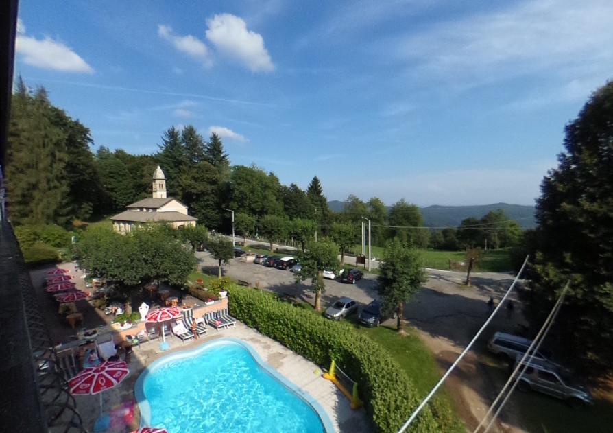 Hotel Madonna Di Luciago Armeno Bagian luar foto
